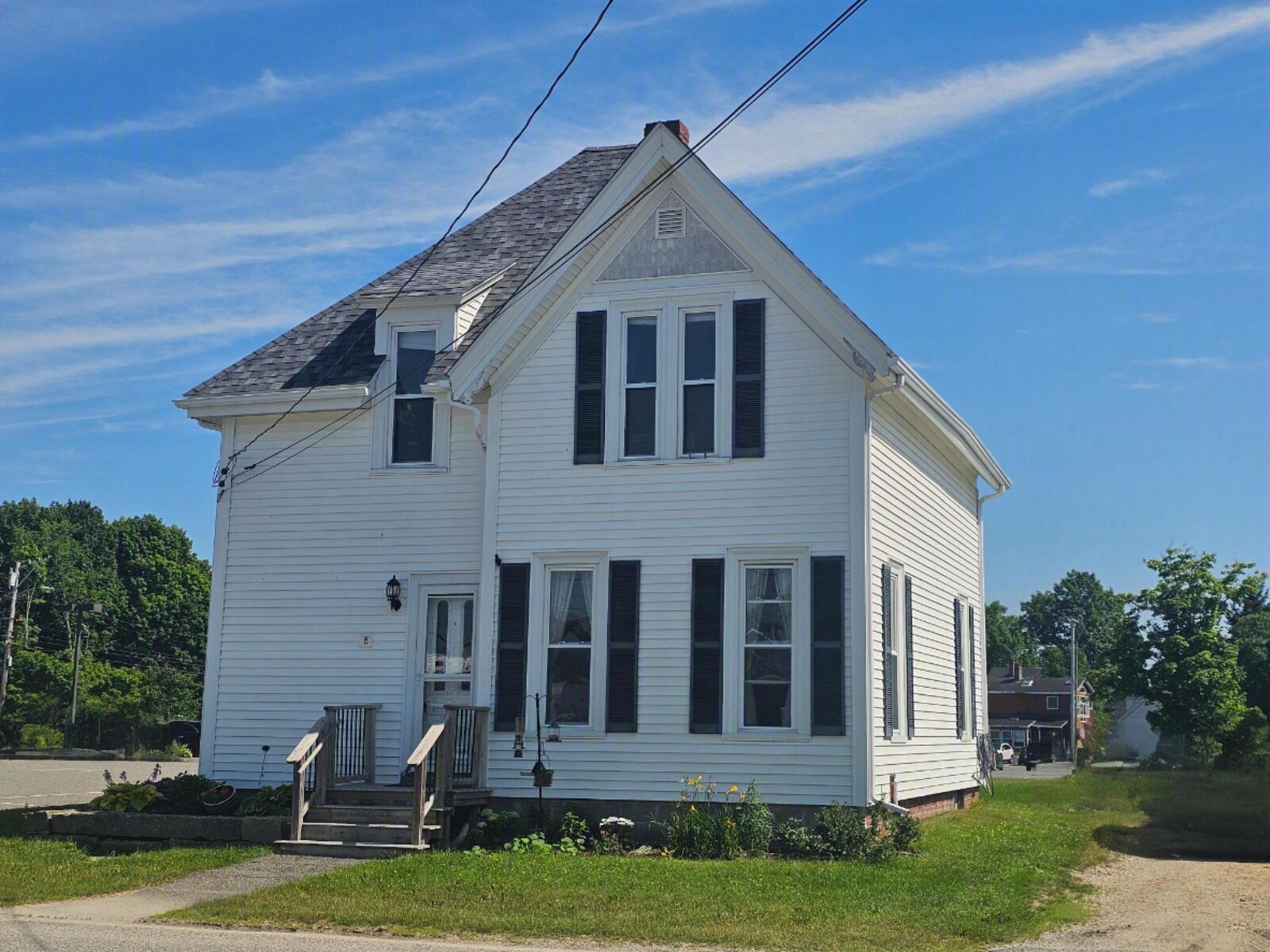 Property Photo:  8 Cottage Street  ME 04658 