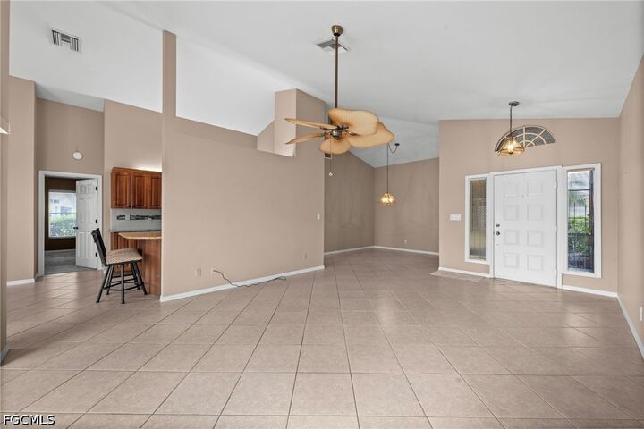 Property Photo:  13648 Admiral Court  FL 33912 