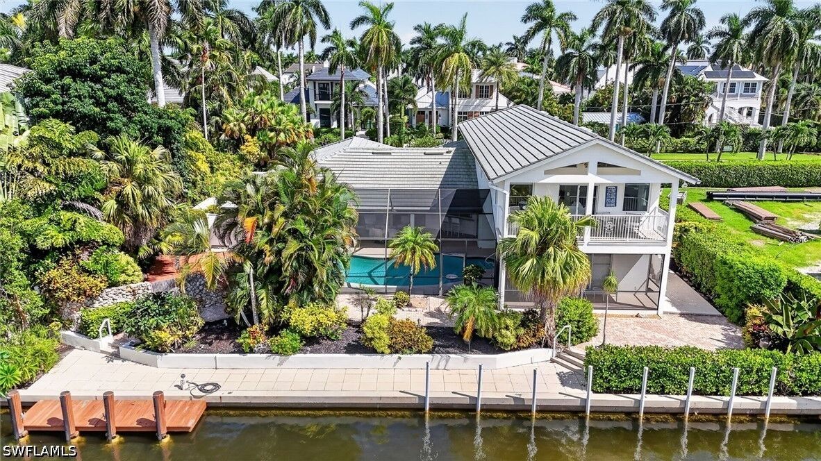 Property Photo:  660 14th Avenue S  FL 34102 