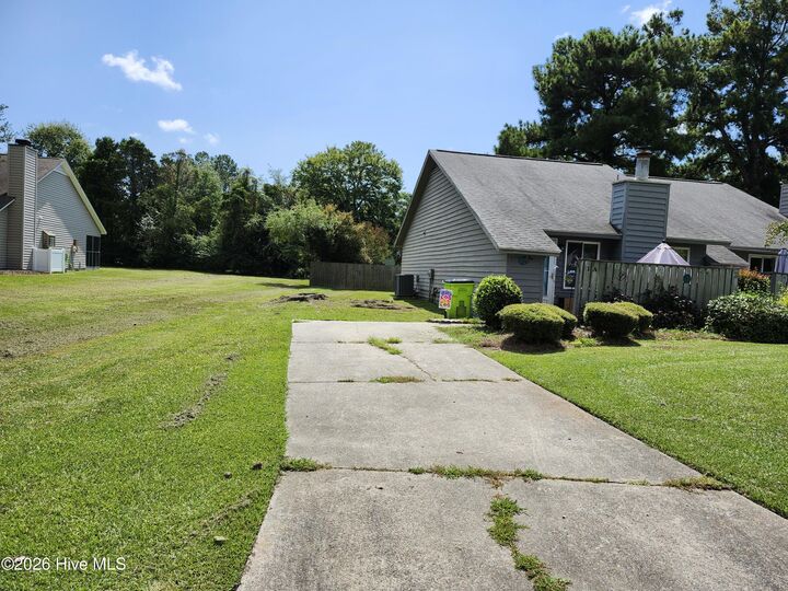Property Photo:  1 Mulberry Lane A  NC 28562 