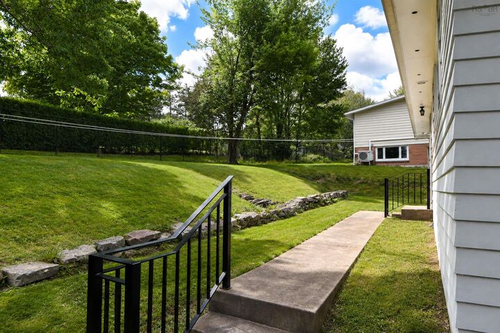 Property Photo:  135 Chelsea Court  NS B2H 1V5 