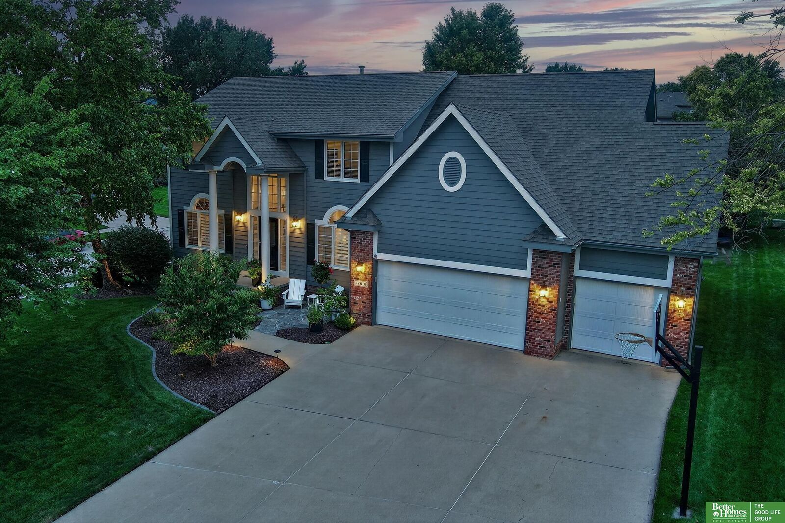 Property Photo:  17618 Washington Circle  NE 68135 