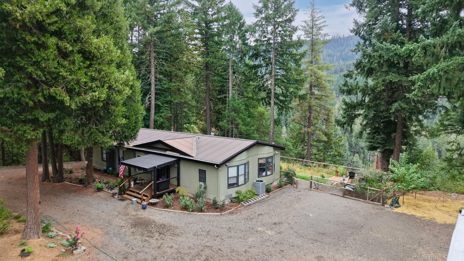 Property Photo:  1771 Mill Creek Drive  OR 97536 