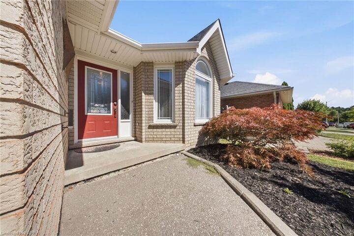 Property Photo:  36 Garner's Lane  ON N3T 6P5 