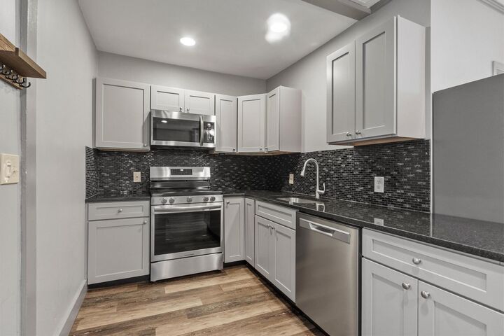 Property Photo: 21 Old Leominster Rd MA 01420