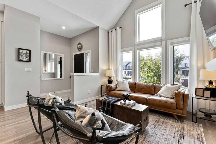 Property Photo:  70 Darcy Boulevard  AB T1S 5S7 