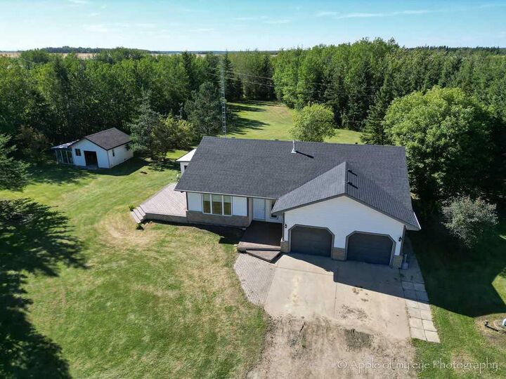 Property Photo:  200016 Highway 55  AB T0A 0M0 
