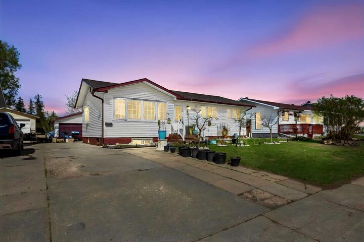 Property Photo:  34 Biggs Avenue  AB T9H 1M1 