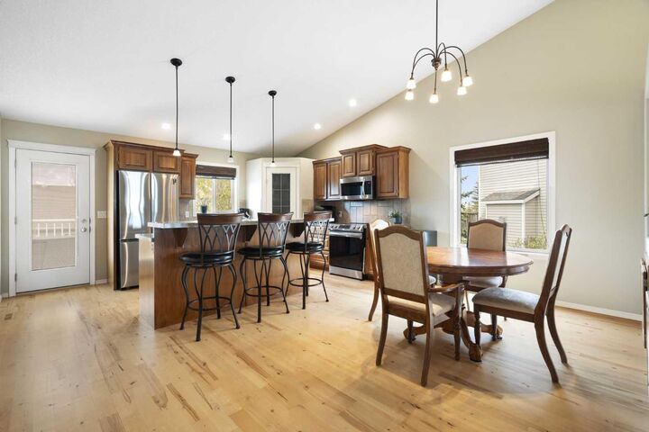 Property Photo:  57 Thornfield Close SE  AB T4A 2K7 