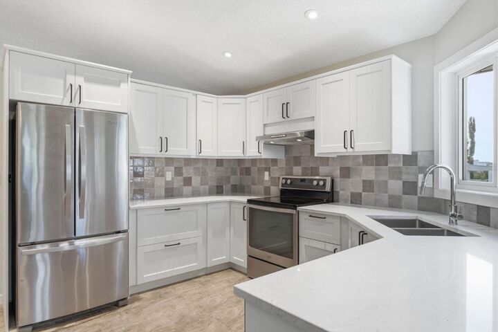 Property Photo: 319 Citadel Hills Place NW AB T3G 3X1