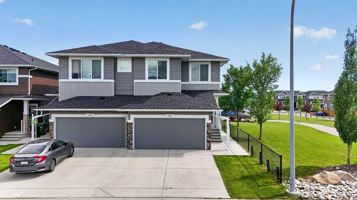 Property Photo:  125 Redstone Common NE  AB T3N 0P6 