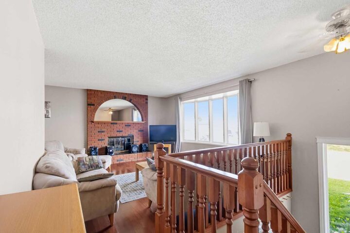 Property Photo:  234 Kennedy Crescent  AB T9K 1M8 