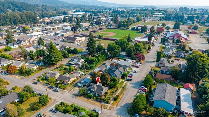 Property Photo: 1302 Virginia Street WA 98273