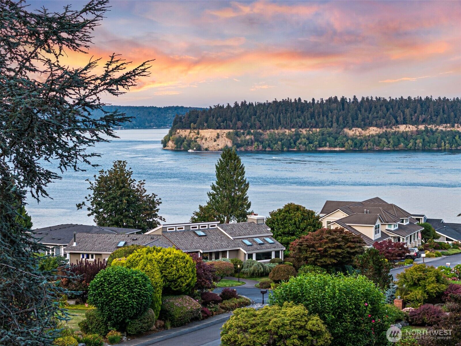 Property Photo: 2410 55th Street Ct NW WA 98335