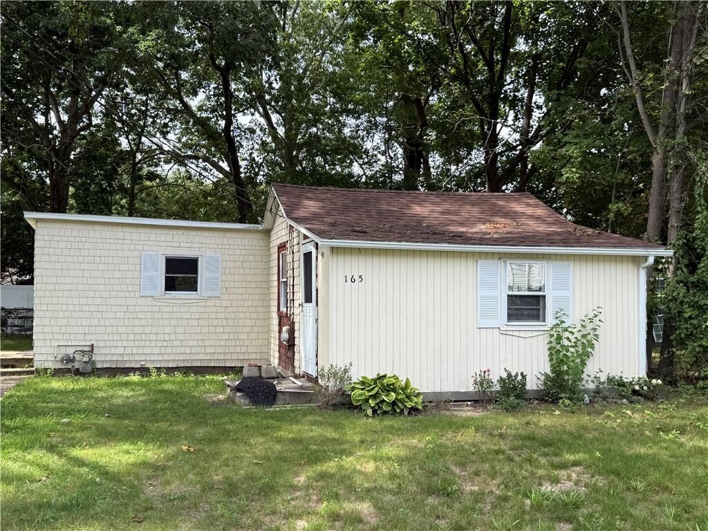Property Photo:  165 Canfield Avenue  RI 02889 