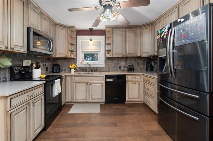 Property Photo:  24 Kenmore Street  RI 02893 