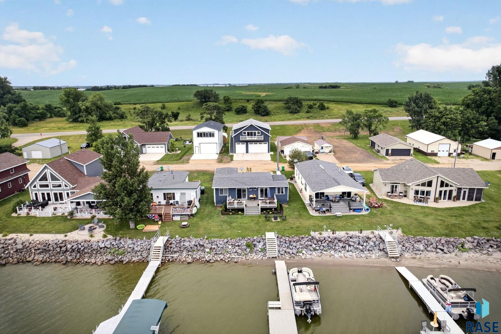 Property Photo:  182 N Lake Dr  SD 57223 