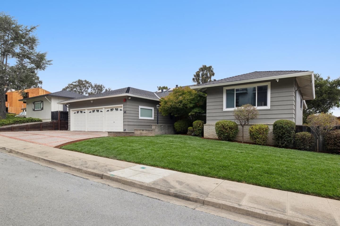 Property Photo:  1818 Loyola Drive  CA 94010 