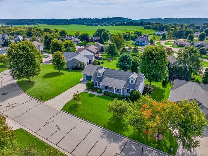 Property Photo:  3009 Allies Lane  WI 53528 