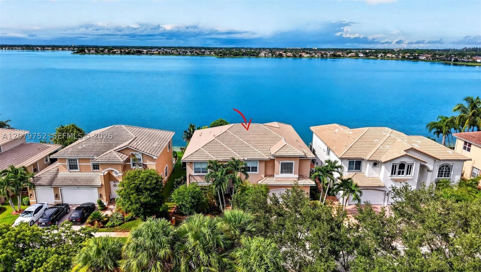Property Photo: 17579 SW 54th St FL 33029