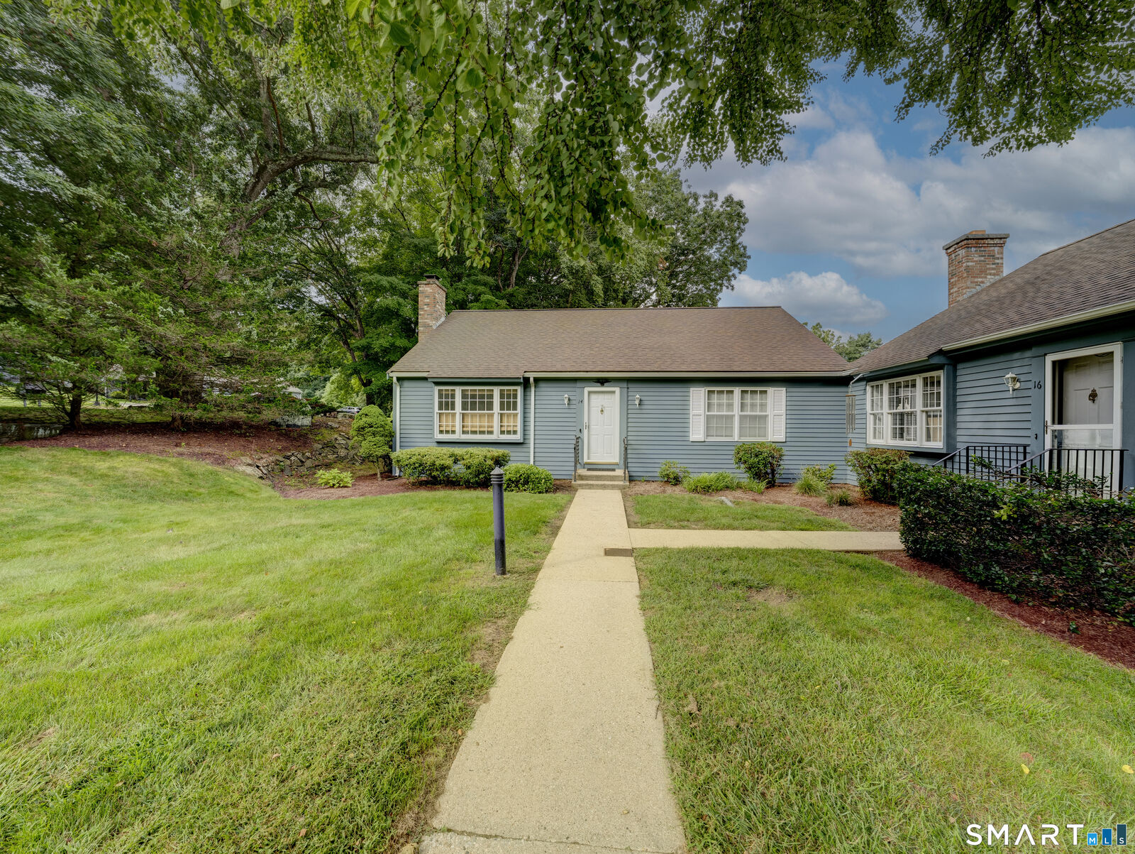 Property Photo:  14 Hampshire Road 14  CT 06443 