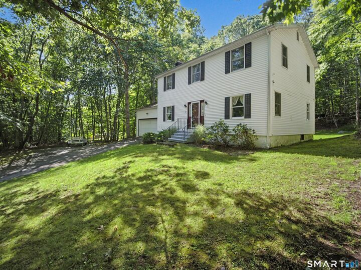 Property Photo:  2 Wood Ridge Hills Road  CT 06371 