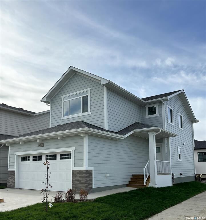 Property Photo:  790 Nazarali Union  SK S7V 1X4 