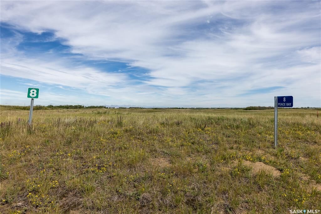 Property Photo:  8 Peace Bay  SK S7K 4E2 