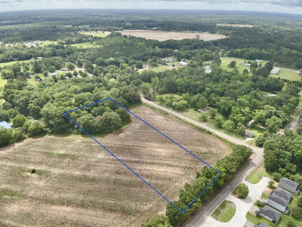 Property Photo: 2315 Middleton Rd. AL 36301