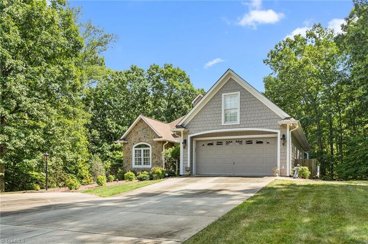 Property Photo:  408 Deer Path  NC 27288 