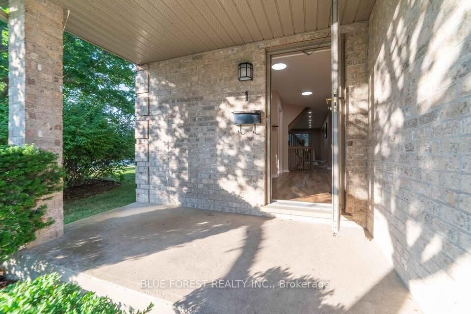 Property Photo: 155 Killarney Road 1 ON N5X 3X8
