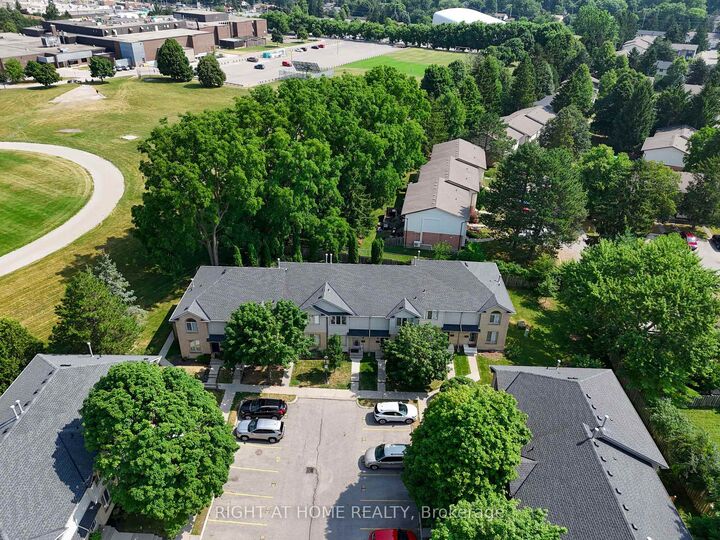 Property Photo:  925 Lawson Road 17  ON N6G 4X3 