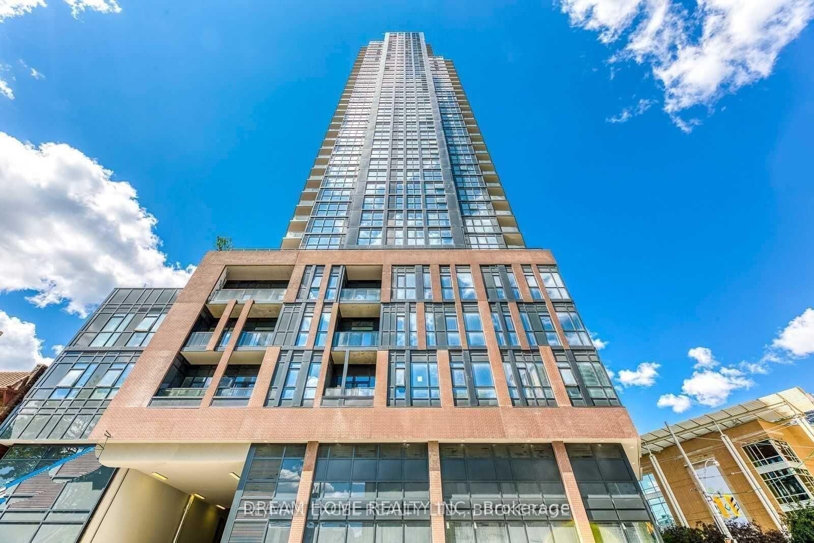 Property Photo:  159 Wellesley Street E 608  ON M4Y 0H5 