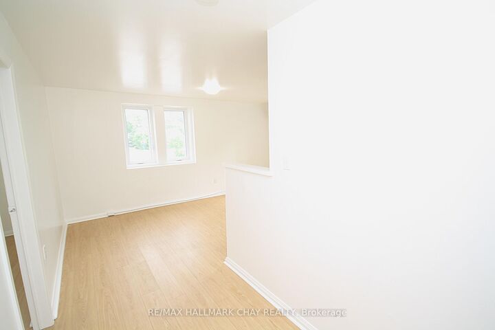 Property Photo:  58 Queen Street W 1  ON L0L 1P0 