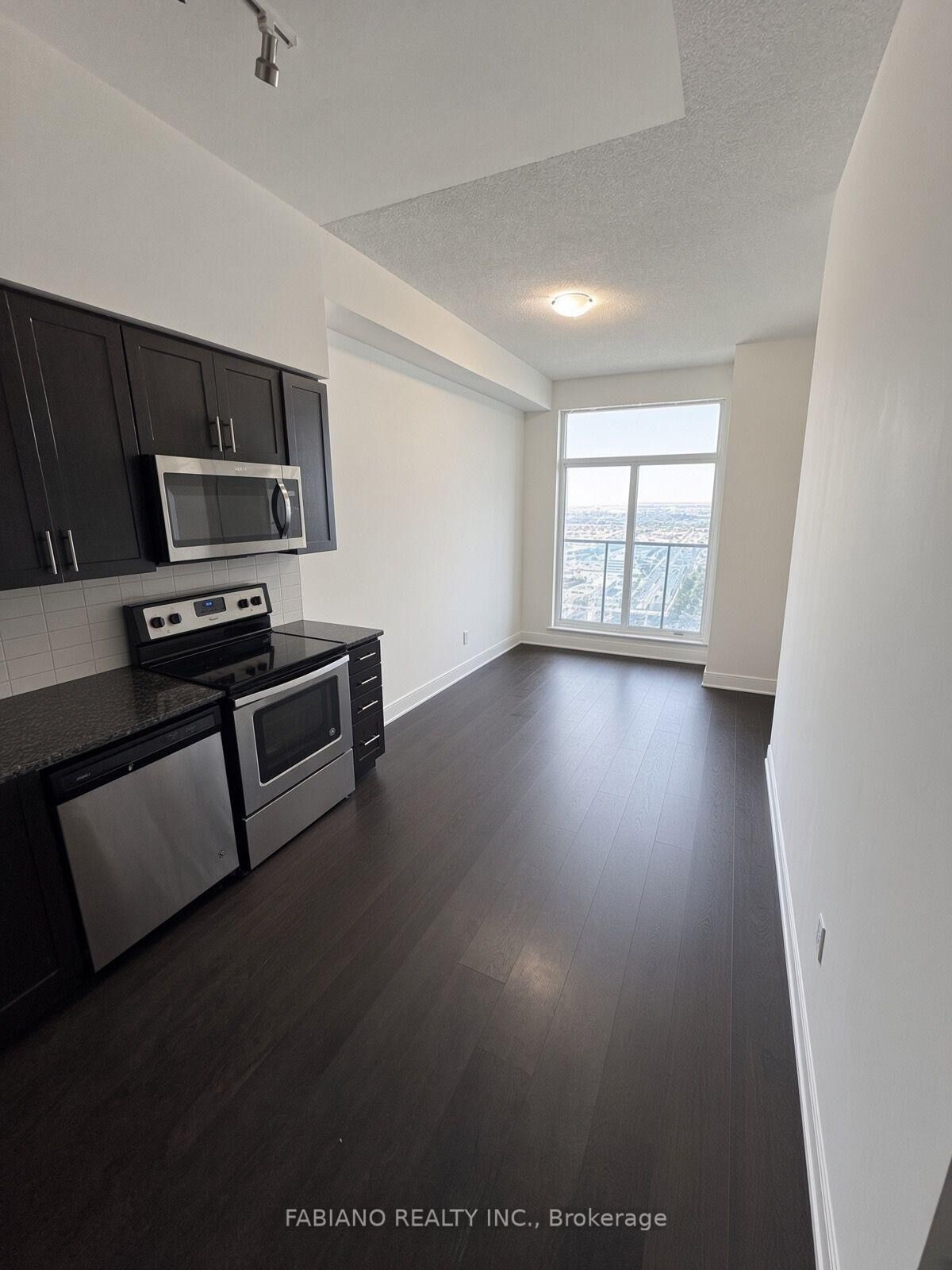 Property Photo:  3600 Highway 7 Highway 3201  ON L4L 0G7 