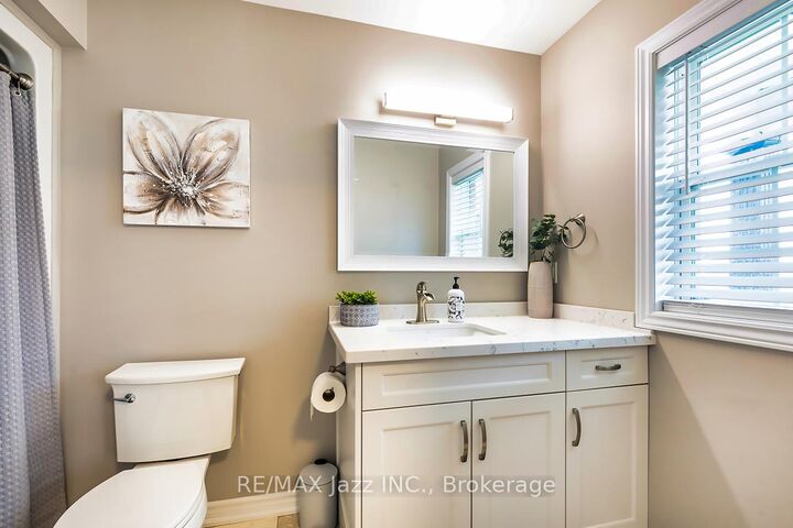 Property Photo:  706 Ontario Street  ON K9A 3C5 