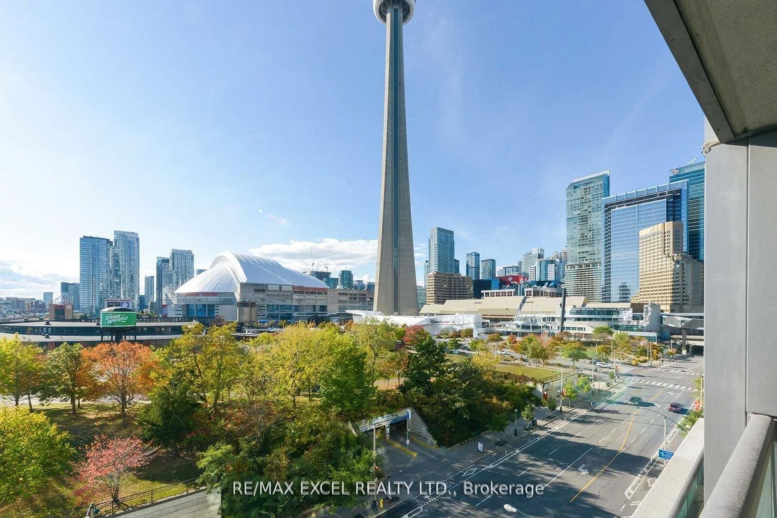 Property Photo:  25 Lower Simcoe Street 815  ON M5J 3A1 