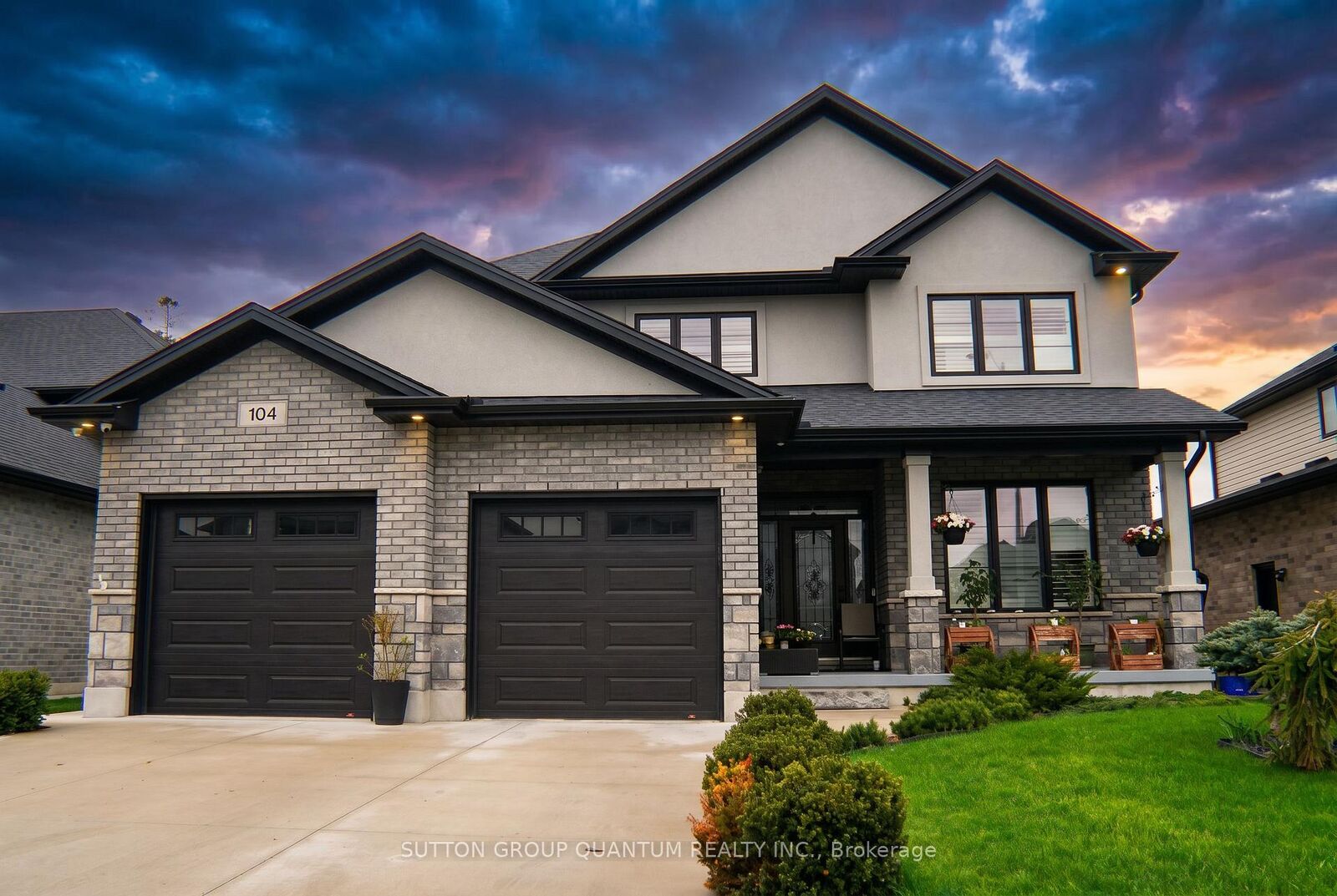 Property Photo:  104 Thames Springs Crescent  ON N0M 2M0 