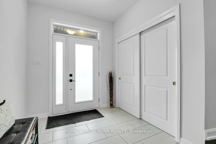 Property Photo:  784 Cappamore Drive  ON K2J 6V6 