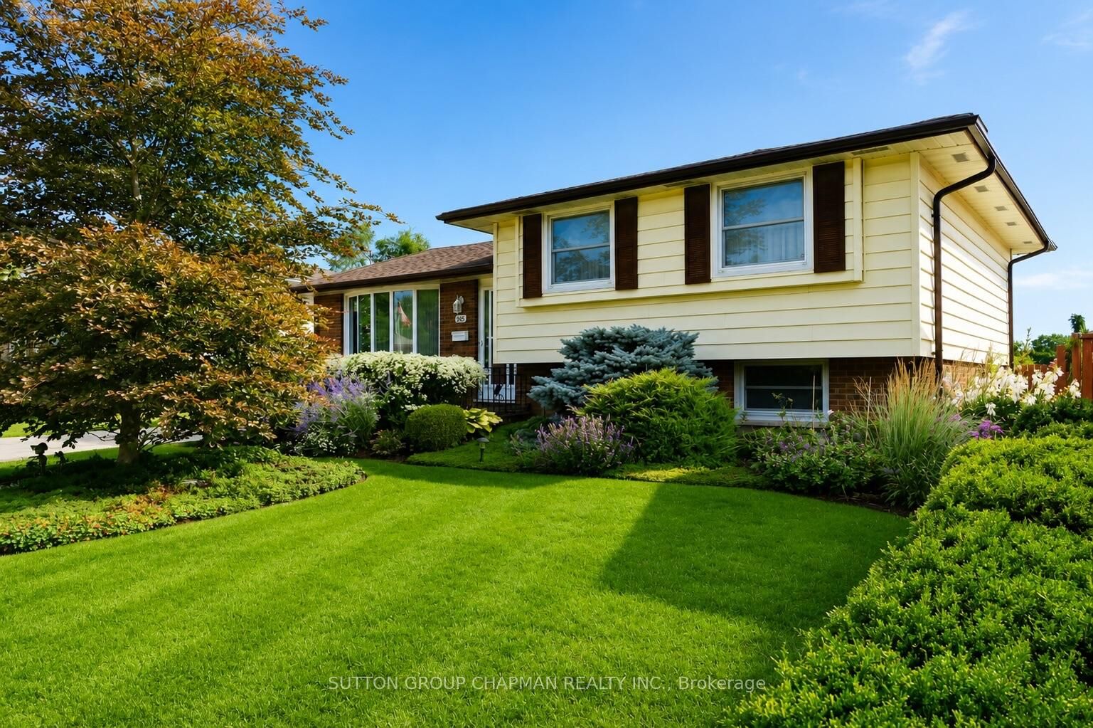 Property Photo:  965 Osgoode Drive  ON N6E 1C9 
