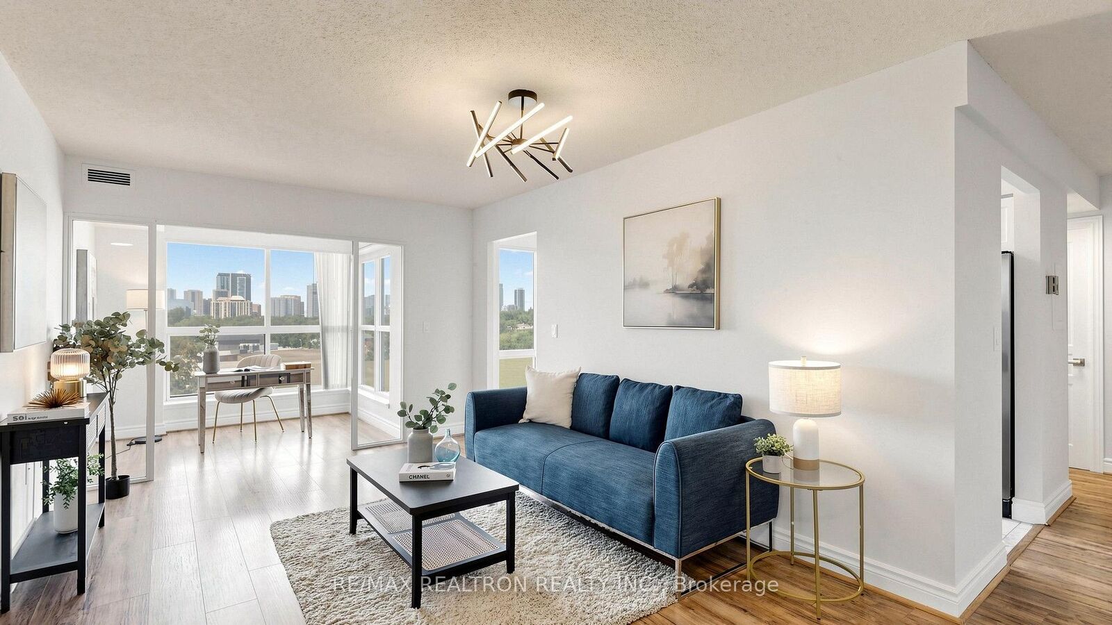 Property Photo:  1 Hycrest Avenue 608  ON M2N 6V8 