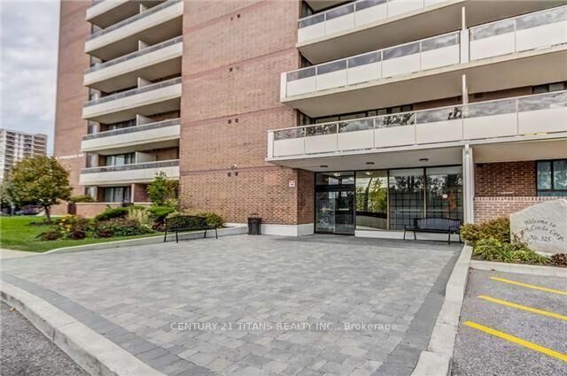 Property Photo:  15 Torrance Road 606  ON M1J 3K2 