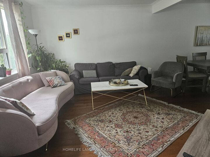 Property Photo:  18 Highland Park Boulevard  ON L3T 1B1 