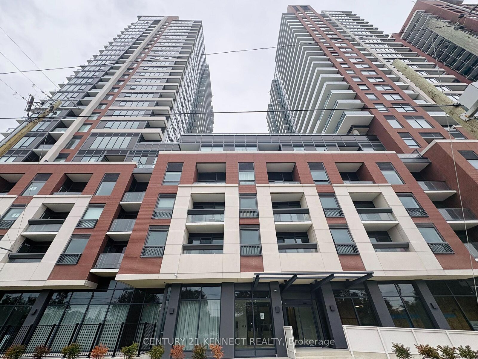 Property Photo:  4010 Eglinton Avenue W 1820  ON M9A 0G5 