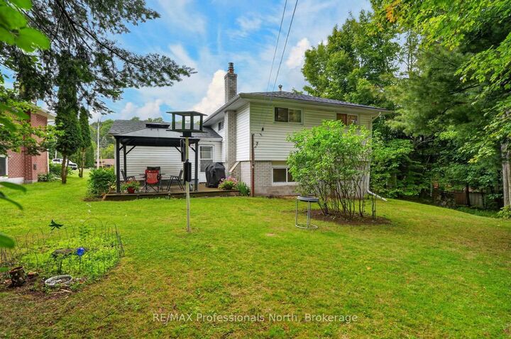 Property Photo:  12 Anthony Court  ON P1H 1T2 