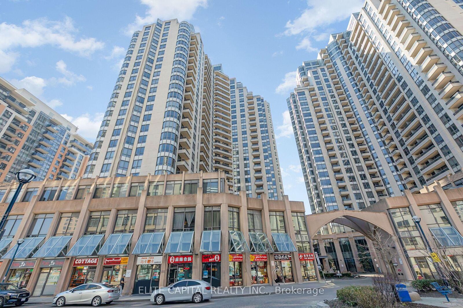 Property Photo: 15 Northtown Way 2018 ON M2N 7L4