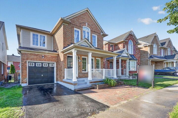 Property Photo:  23 Harry Sanders Avenue  ON L4A 0J7 