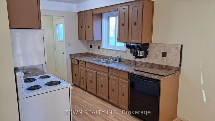 Property Photo:  72 Norbert Road  ON L6Y 2K1 