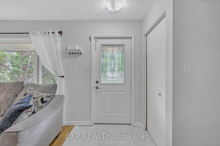Property Photo:  220 Scott Road  ON N3C 3Z8 