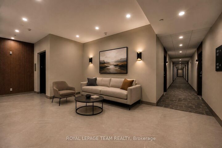 Property Photo:  1008 Rogers Crescent 303  ON K6V 6X5 